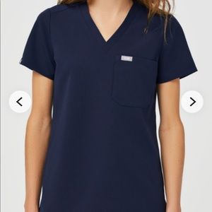 Figs womens small scrub top